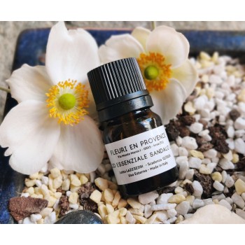 Olio essenziale di sandalo bio. Olio essenziale di sandalo prezzo